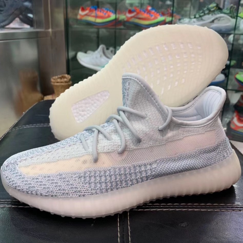 yeezy 350 vs cloud white