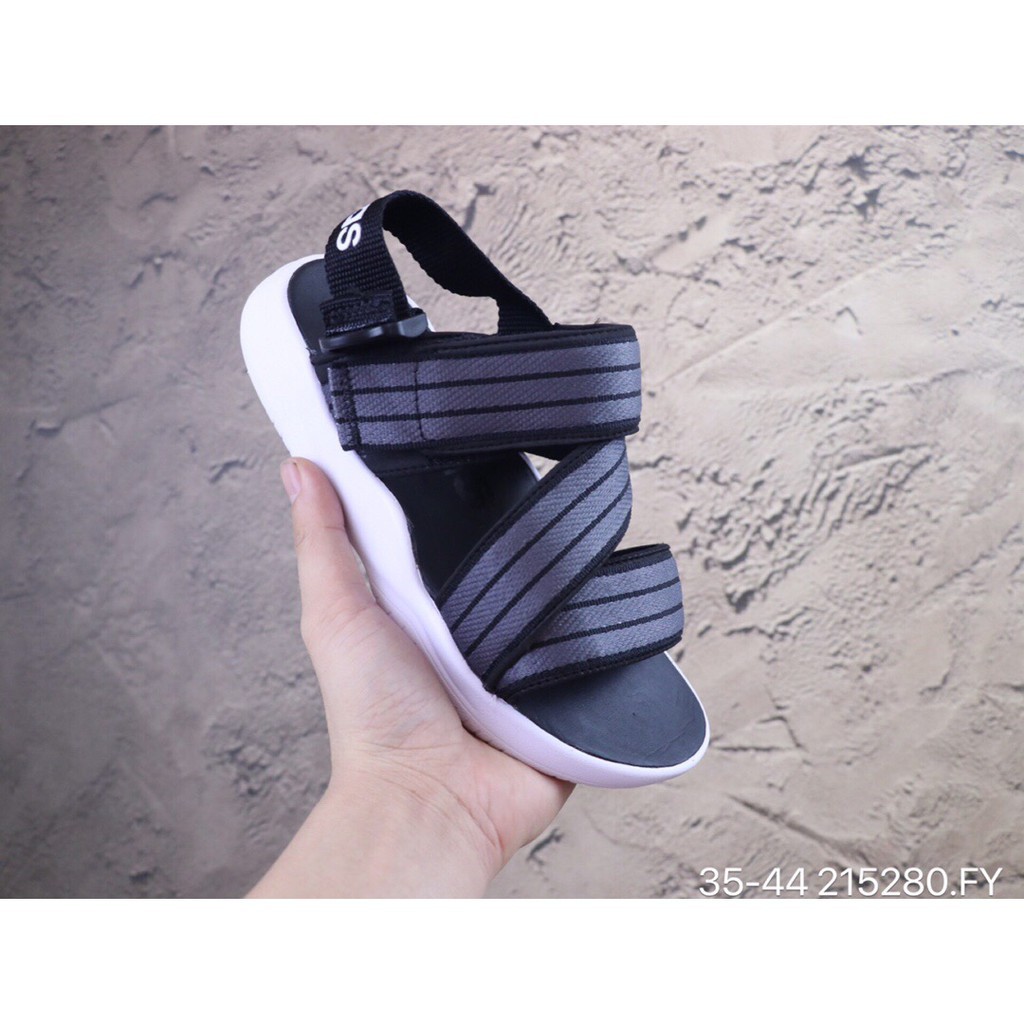 90s sandals black