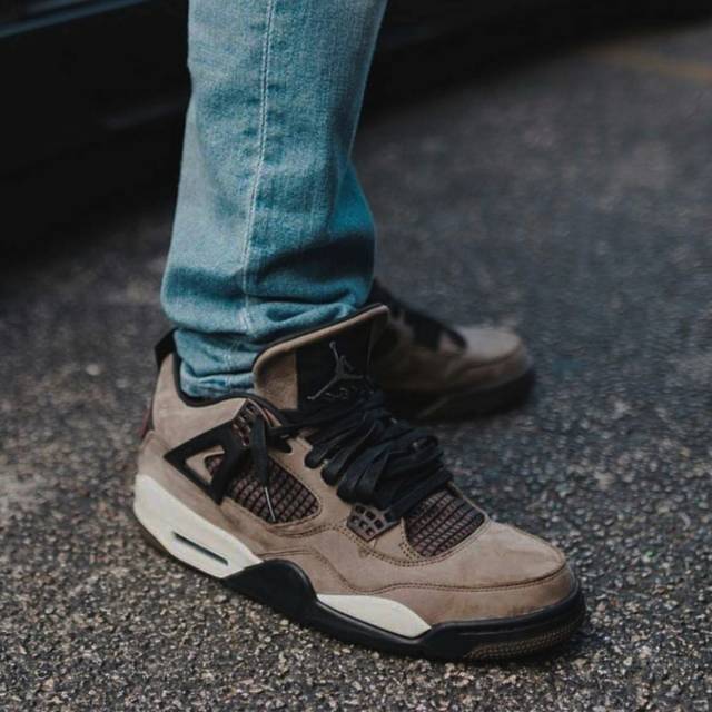 air jordan 4 retro x travis scott cactus jack