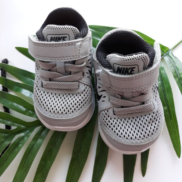 size 2c baby shoes