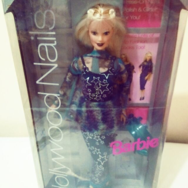 barbie hollywood nails