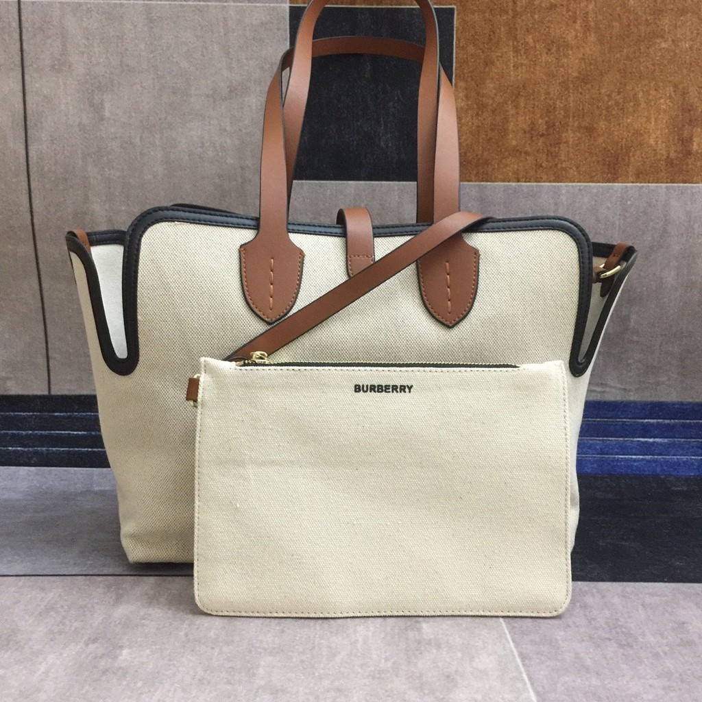 burberry shopping bag