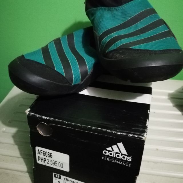 aqua shoe brand