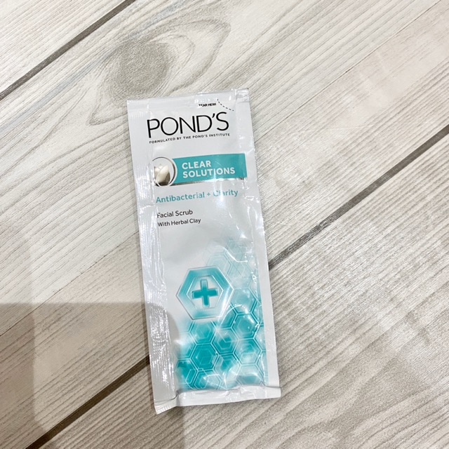 ponds facial scrub