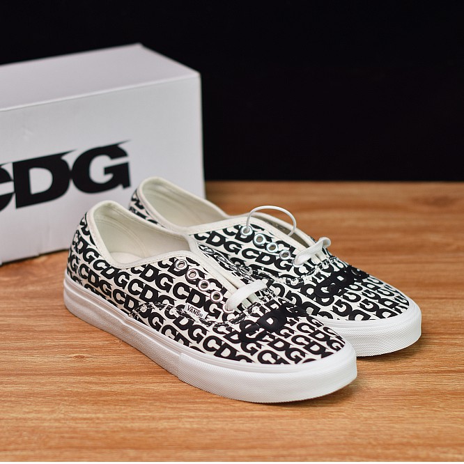 vans cdg