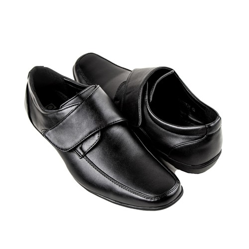 men's casual shoes with velcro straps