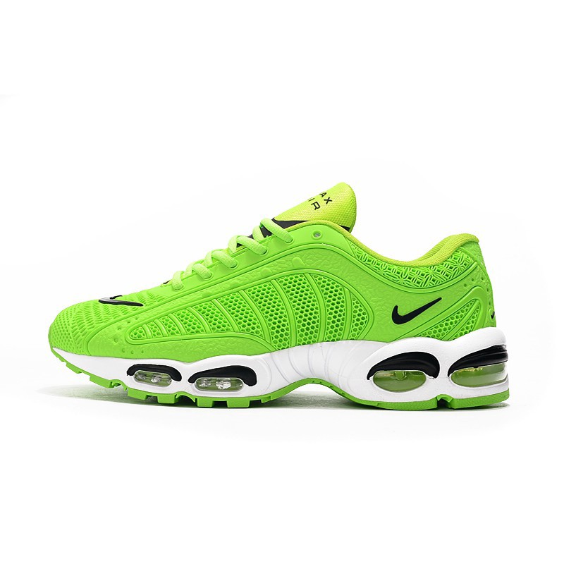 green nike shoes mens