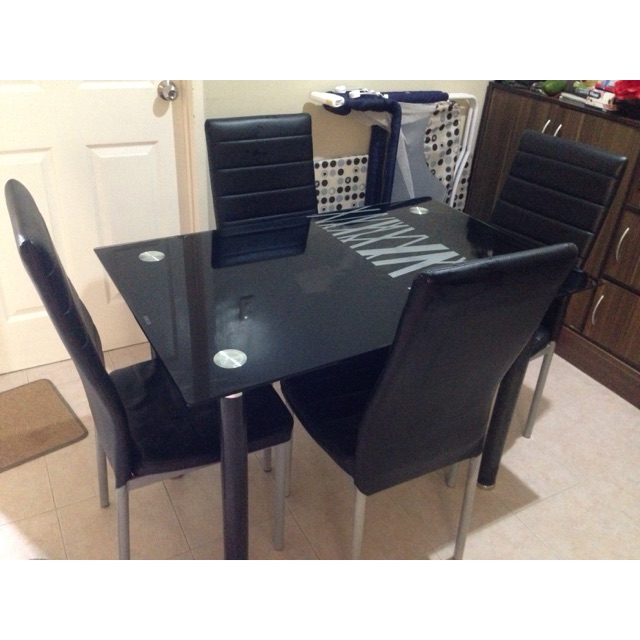 4 seater dining set ( pick up only in pasig/cainta boundary) Shopee Philippines