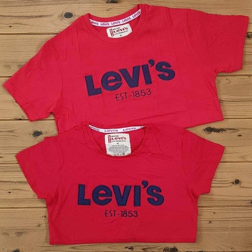 levis t shirt couple