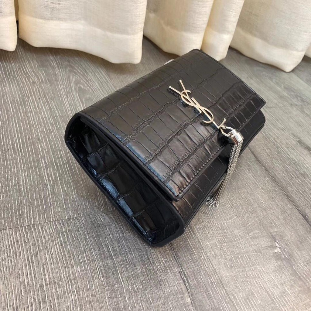 ysl classic bag