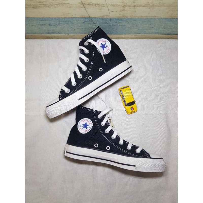 baby chucks converse