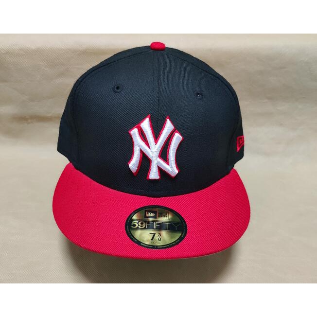 yankee hat red brim