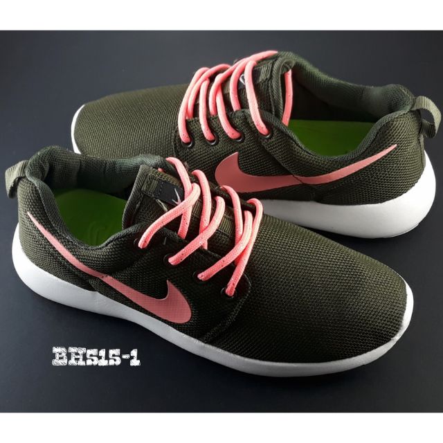 nike roshe run green