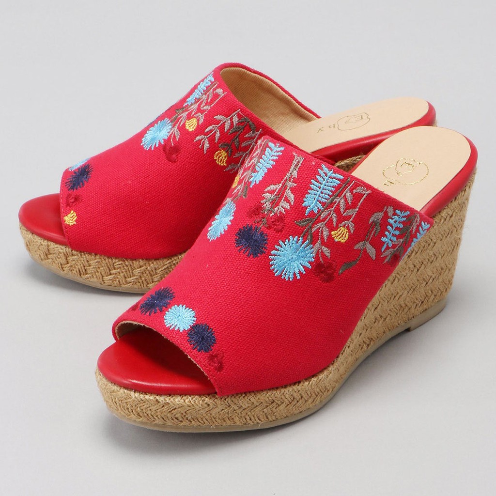 red wedge sandals size 6