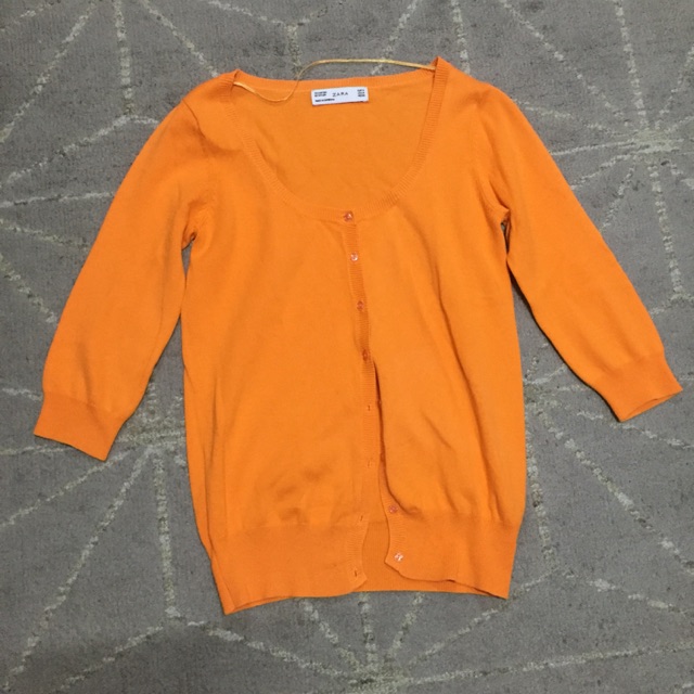 zara orange cardigan