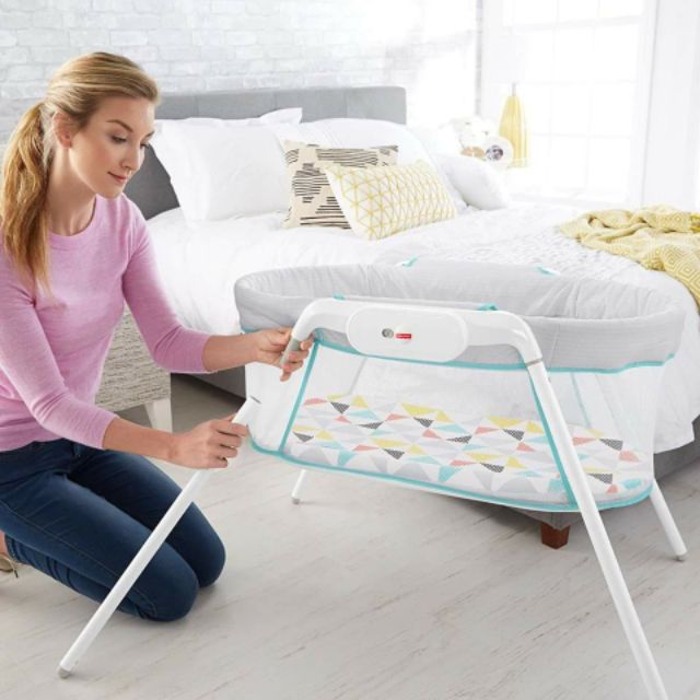 stow and go bassinet fisher price