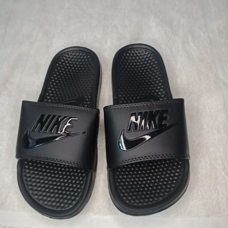 gray nike slides womens