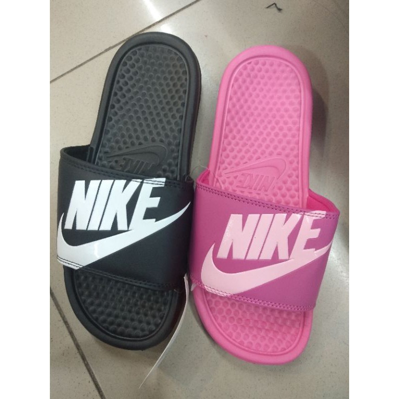 nike pink soccer boots