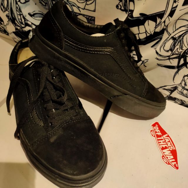vans off the wall all black