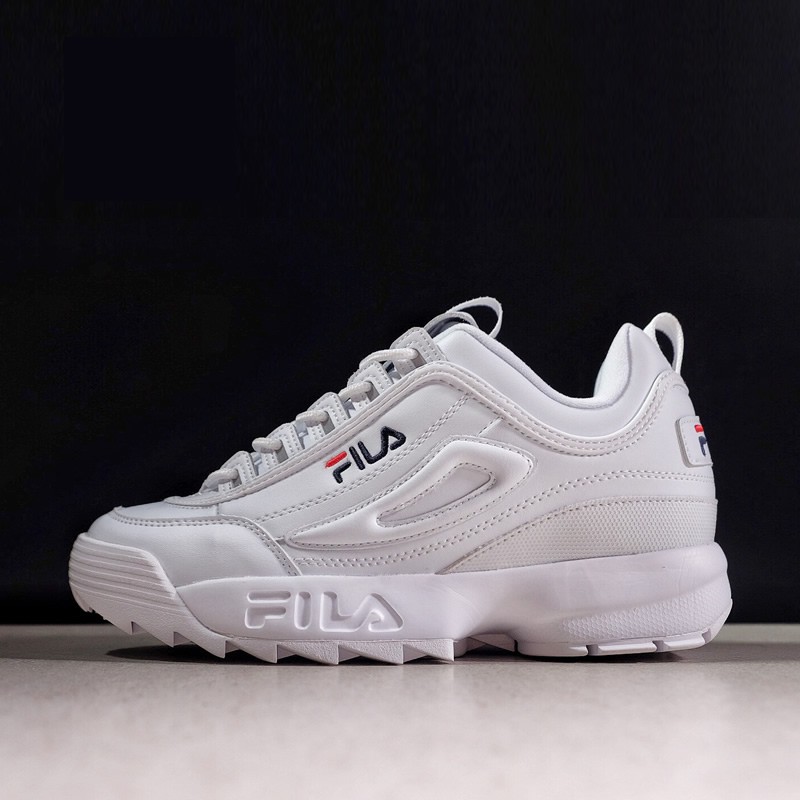 fila pink and black running shoes