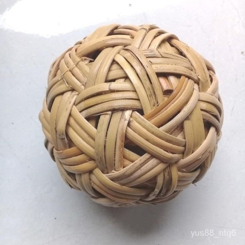 READY STOCK Bola Sepak Takraw Rotan Rattan Ball Buatan Kampung 1hx5 ...