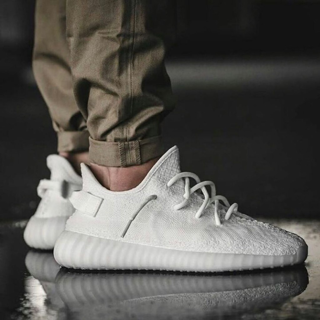 yeezy boost 350 v2 cream white