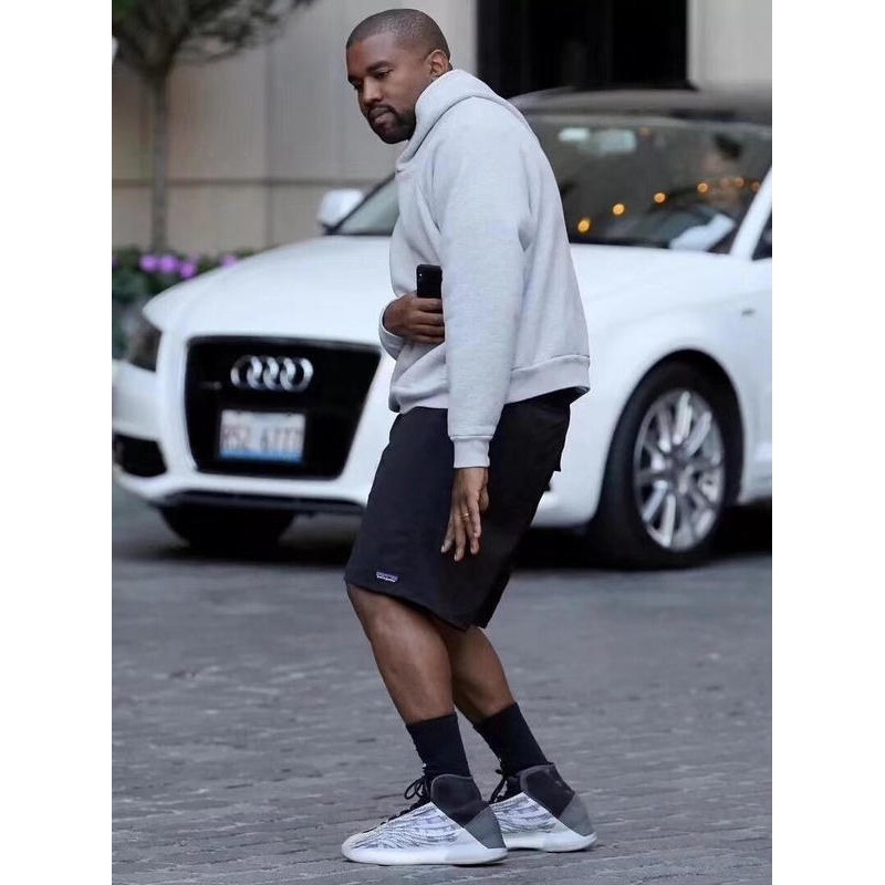 Adidas Yeezy Quantums Are Reportedly Handed Out in Chicago for.