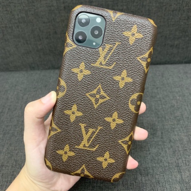 Louis Vuitton Monogram Canvas Calfskin Pro Max Bumper iPhone 11