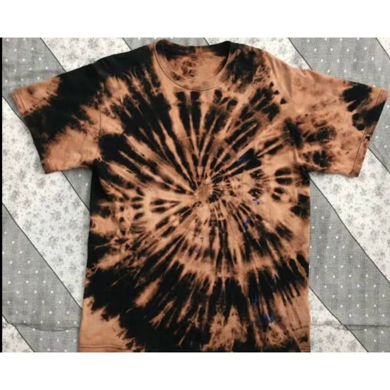 how to tie dye a white shirt with bleach