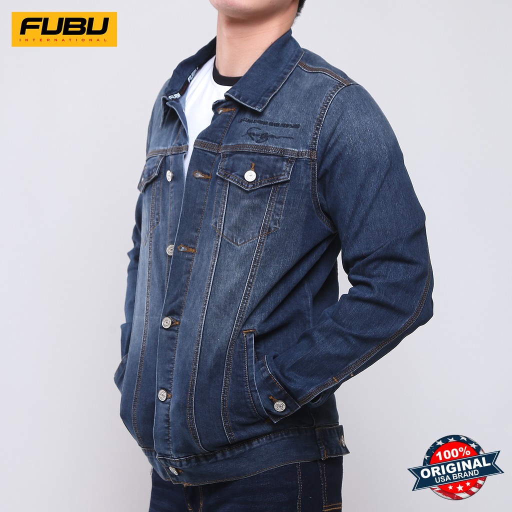 a girl wearing jeans