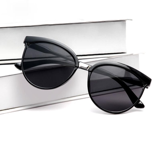 YUE Cat Eye Sunglasses for Women Retro Brand Designer Mirror Cateye Eyeglasse for Women Vintage Sun Glasses for Female Shades