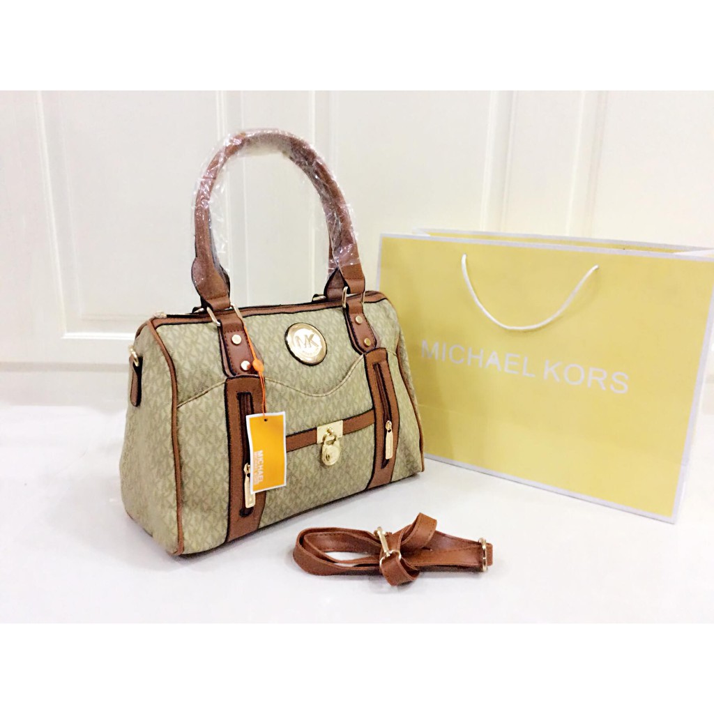 mk doctors bag size