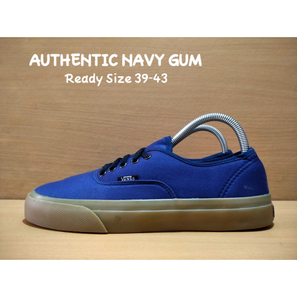vans authentic navy gum
