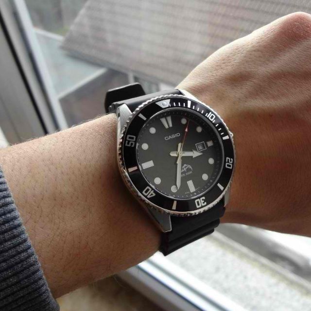 Pracht Inspecteren Boekhouder SALE!! 100% Original Diver's watch Casio Duro MDV106-1 | Shopee Philippines