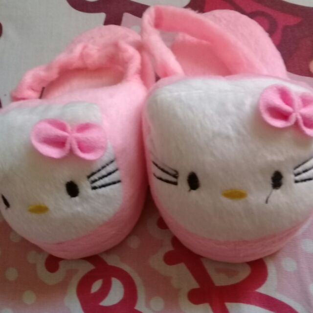 pink baby slippers