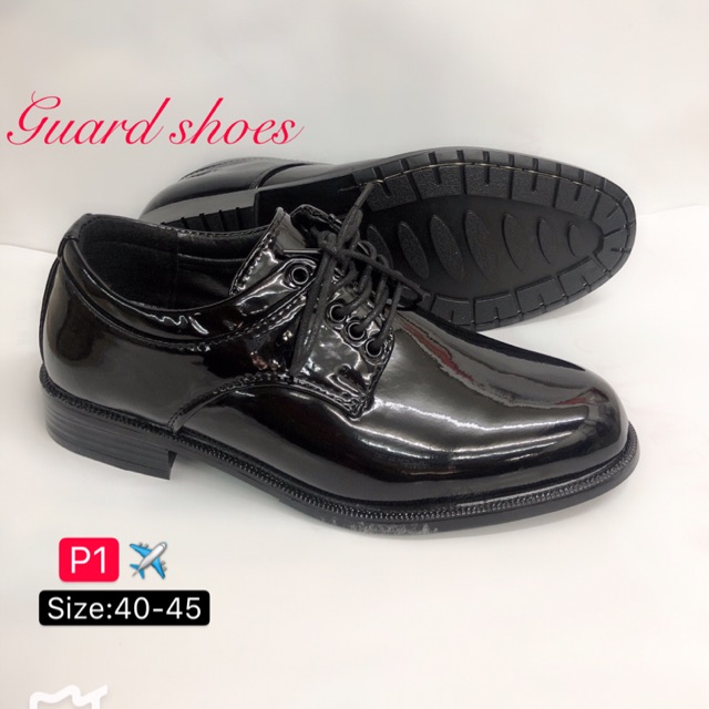 black charol shoes