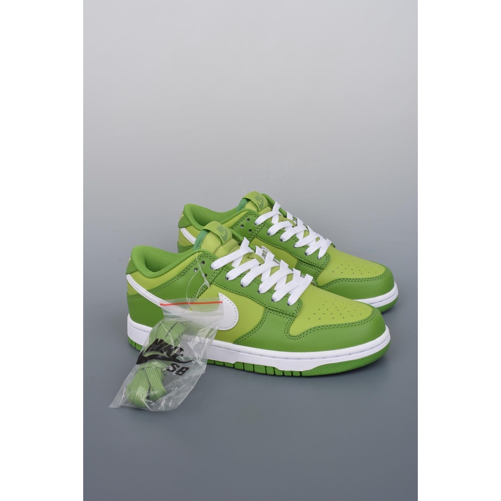 Nike SB Dunk Low 
