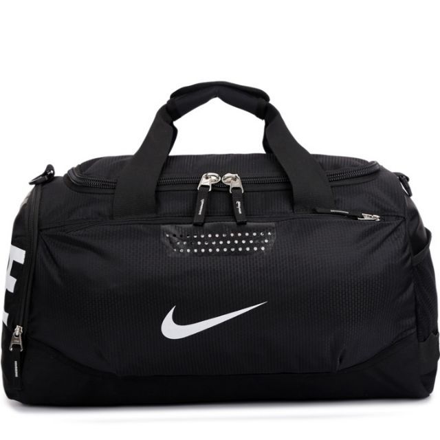 Download Nike duffle bag with shoe comparment on the side | Shopee ...
