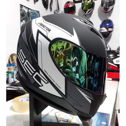 Sec helmet soulful reactor | Shopee Philippines