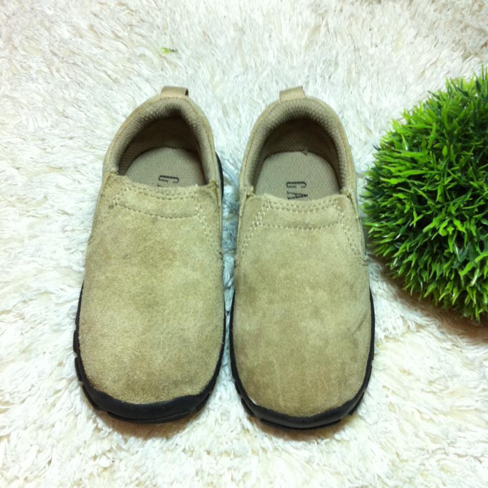 gap leather shoes