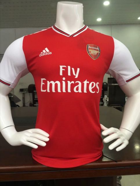 fly emirates jersey red
