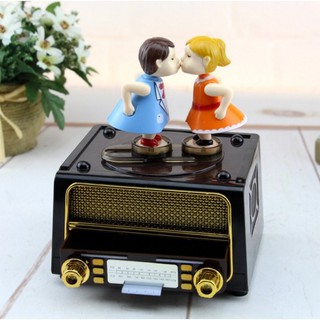 couple music box