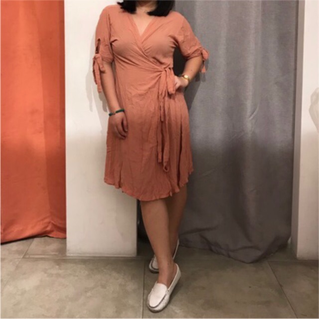 short wrap around dress
