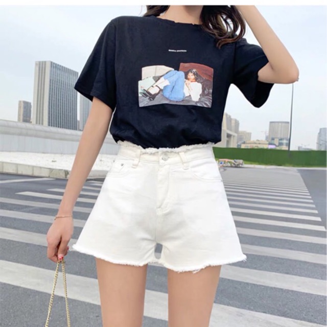 maong short and white t shirt
