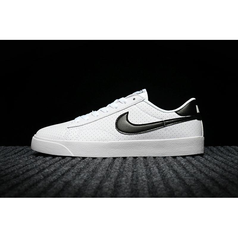 nike black casual