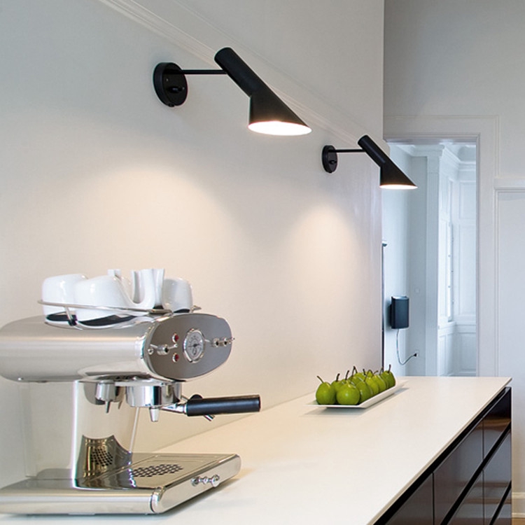 ceiling mounted reading lights