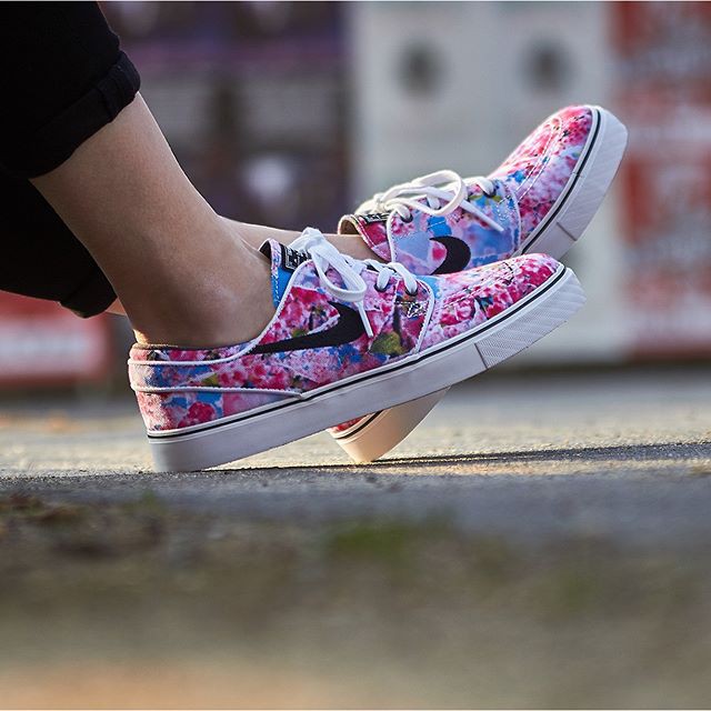 nike stefan janoski cherry blossom