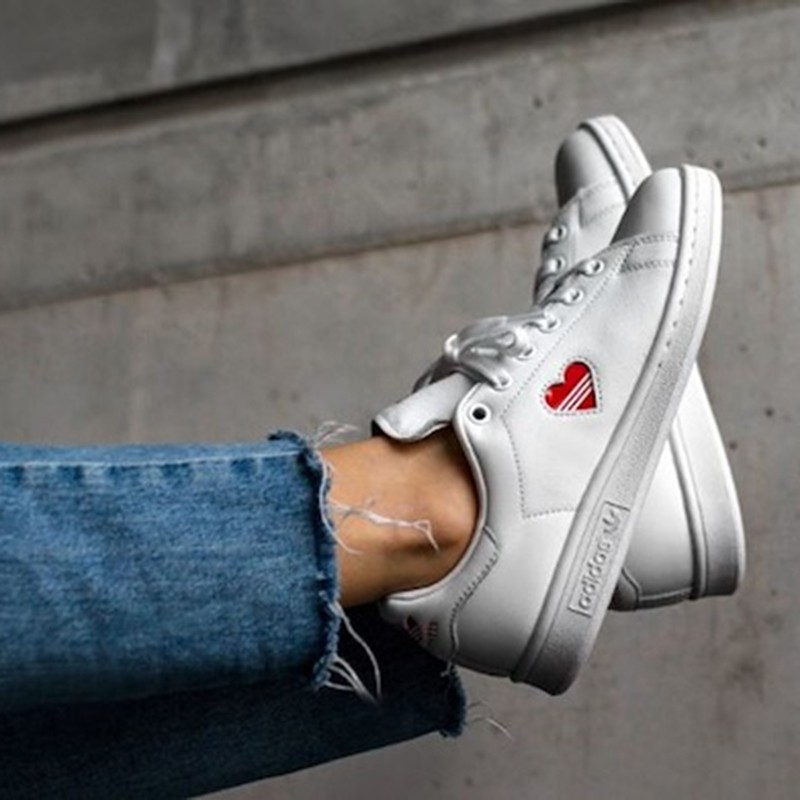 yeezy 700 mnvn for sale