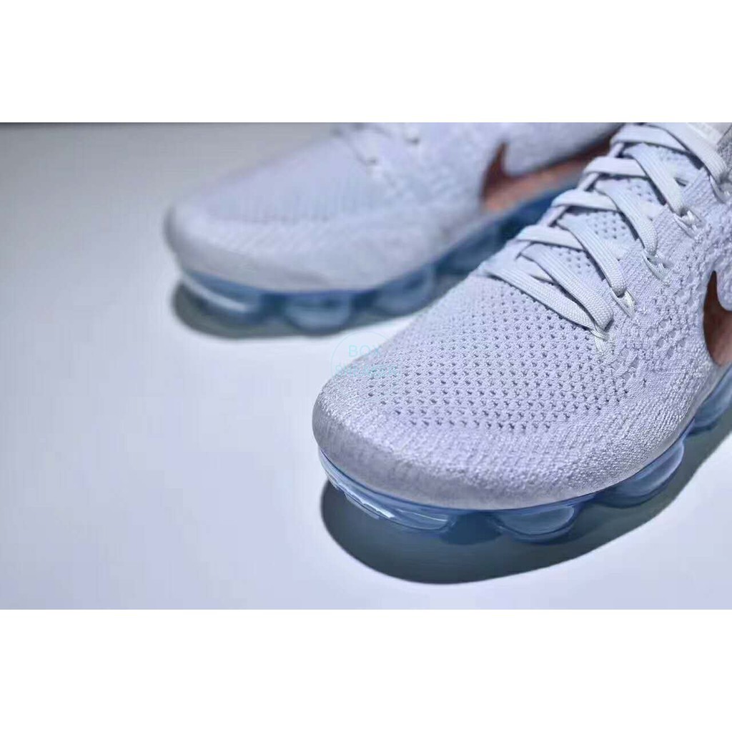 vapormax explorer light