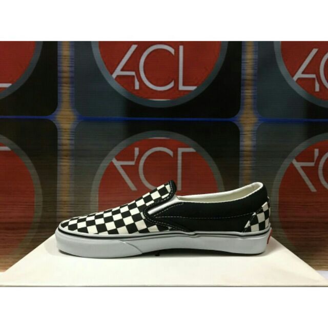 vans checkerboard slip on ph price